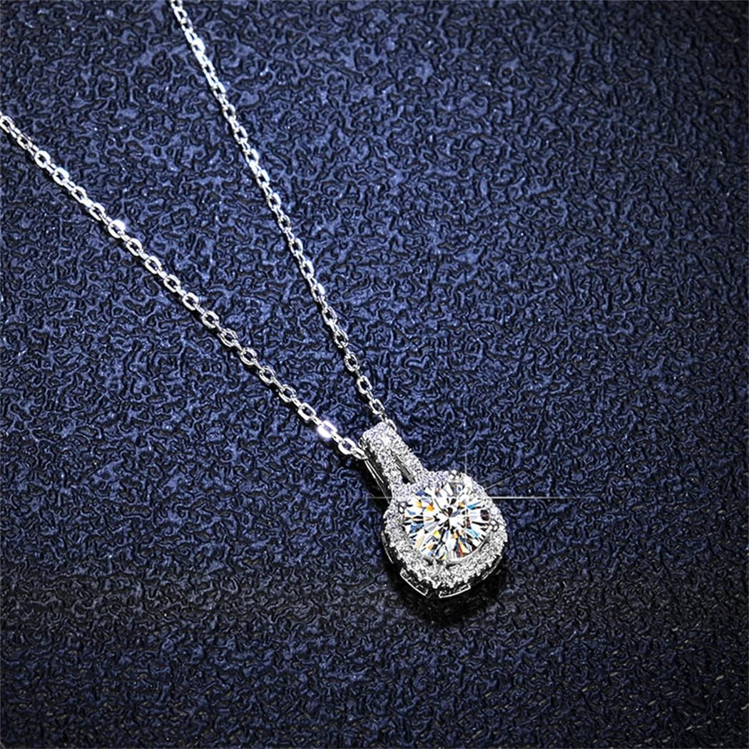 14K Gold Plated Heart Diamond Necklace Sparkle Solitaire Pendant Halo Necklace for Women Classic Luxury Love Clavicle Neckband Valentine'S Day Gift