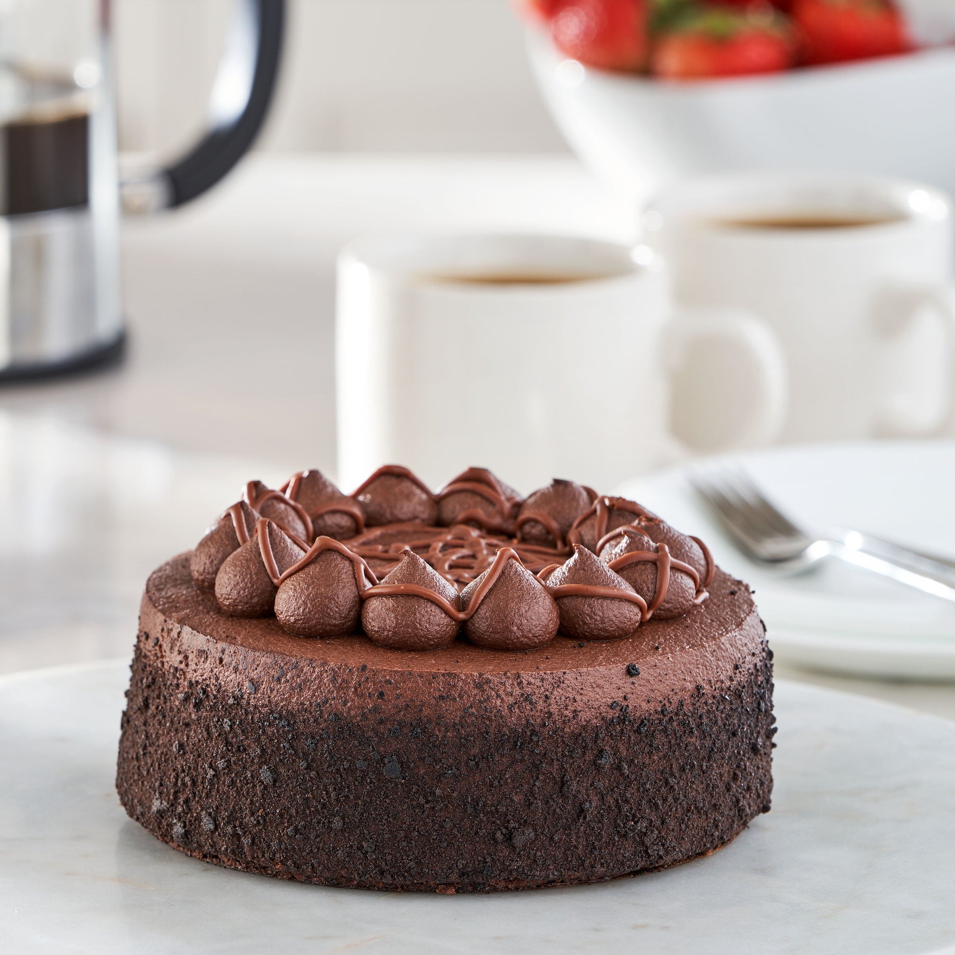 5" Chocolate Cake, 15.9 Oz, 1 Count, Regular, Cake Tray, Refrigerated image 1