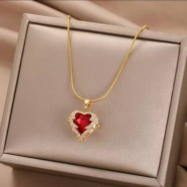 Delicate Enamel Heart Pendants Necklaces for Women Gold Color Black Red Love Drop Necklaces Fashion Jewelry Valentine's Gifts