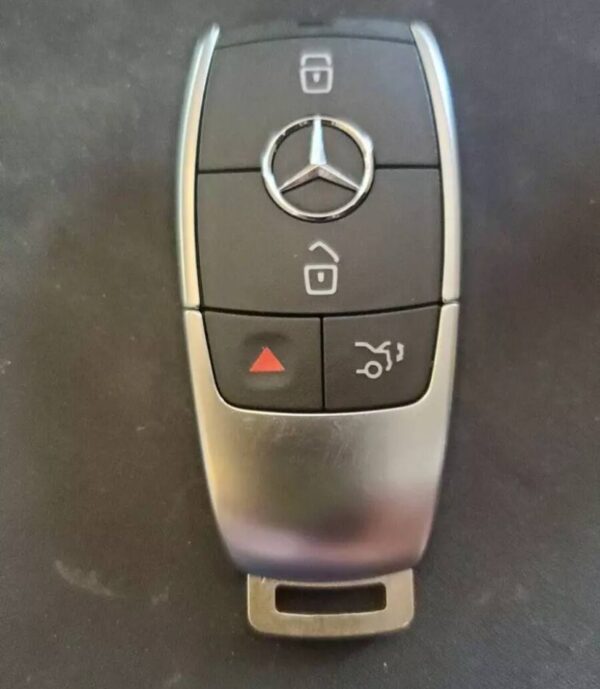 OEM NBGDM3 Mercedes Benz Matte C S E Class Smart Remote Key Genuine FOB Keyless