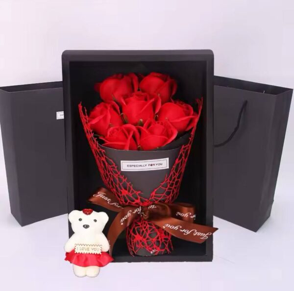 7 Heads Artificial Rose Bouquet Handmade Rose Soap Bouquet Little Bear Gift Box