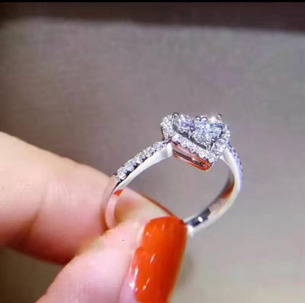 Luxury Heart Rings Women