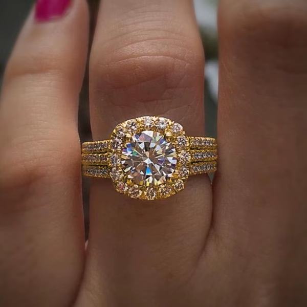 Luxury Silver Color Engagement Wedding Rings for Women Elegant Cushion Shaped Design Hot Sale Female Ring Fashion Jewelry