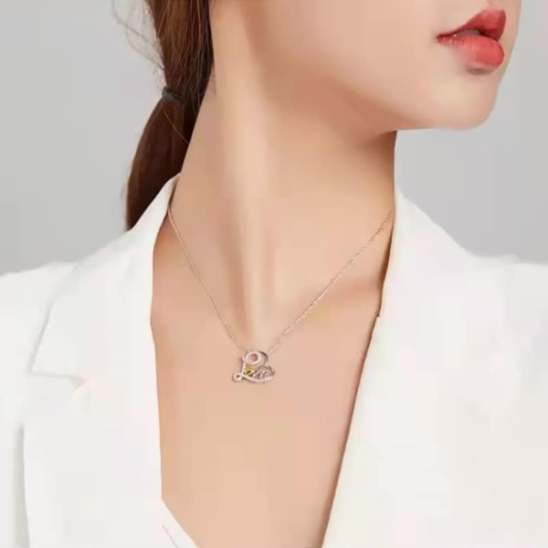Love Heart Necklace for Women Christmas Birthday Gifts for Girlfriend Wife Mom Heart Pendant Necklaces for Women Girls Love Gift for Her