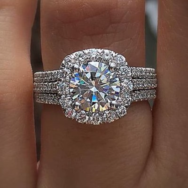 Luxury Silver Color Engagement Wedding Rings for Women Elegant Cushion Shaped Design Hot Sale Female Ring Fashion Jewelry