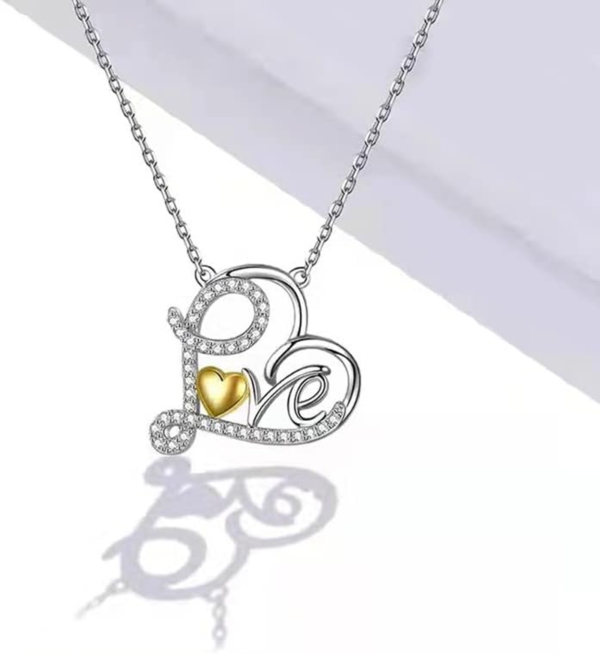 Love Heart Necklace for Women Christmas Birthday Gifts for Girlfriend Wife Mom Heart Pendant Necklaces for Women Girls Love Gift for Her